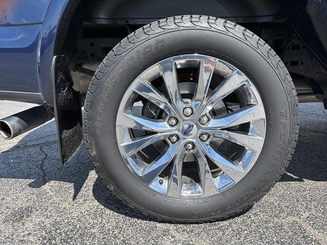 Photo of 2017 Blue Jeans Metallic Ford F-150