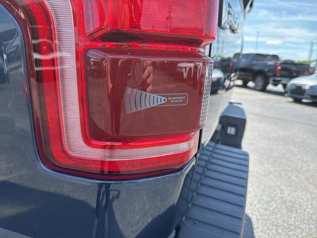 Photo of 2017 Blue Jeans Metallic Ford F-150