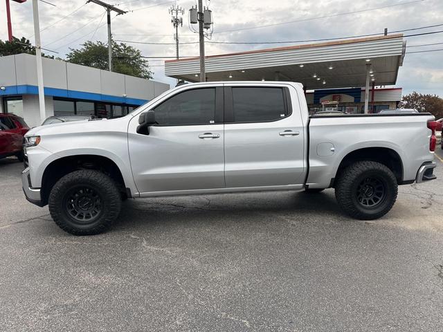 Photo of 2020 Silver Ice Metallic Chevrolet Silverado 1500