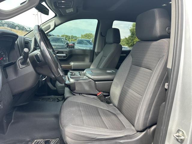 Photo of 2020 Silver Ice Metallic Chevrolet Silverado 1500