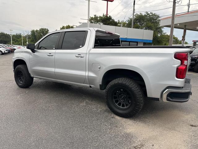 Photo of 2020 Silver Ice Metallic Chevrolet Silverado 1500
