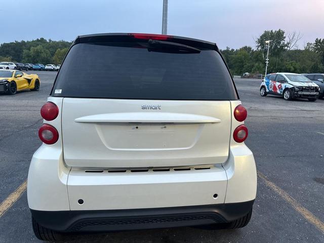 Photo of 2013 Crystal White smart ForTwo
