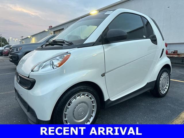 Photo of 2013 Crystal White smart ForTwo