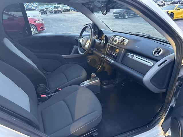 Photo of 2013 Crystal White smart ForTwo