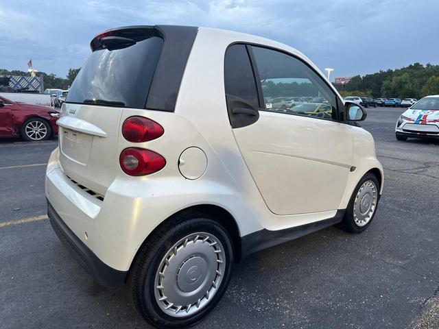 Photo of 2013 Crystal White smart ForTwo