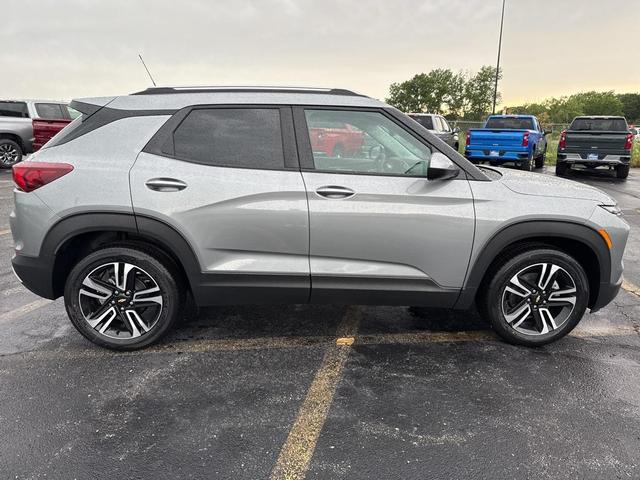 Photo of 2026 Sterling Gray Metallic Chevrolet Trailblazer