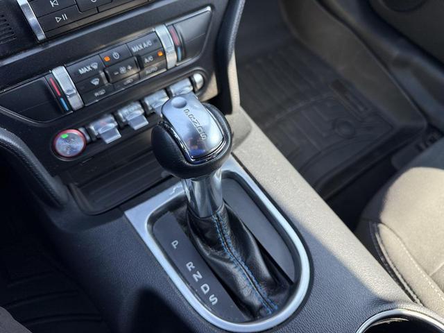 Photo of 2021 Yellow Ford Mustang