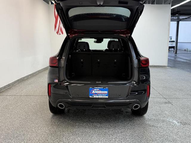 Photo of 2025 Mosaic Black Metallic Chevrolet Trailblazer