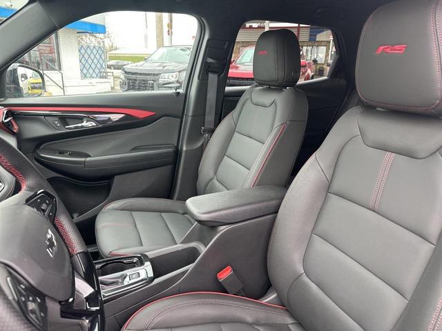 Photo of 2025 Mosaic Black Metallic Chevrolet Trailblazer