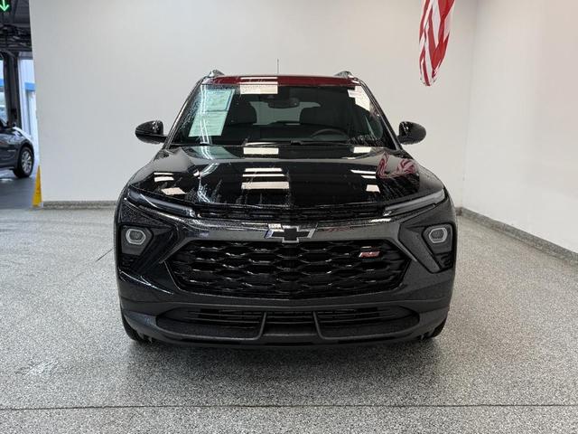 Photo of 2025 Mosaic Black Metallic Chevrolet Trailblazer