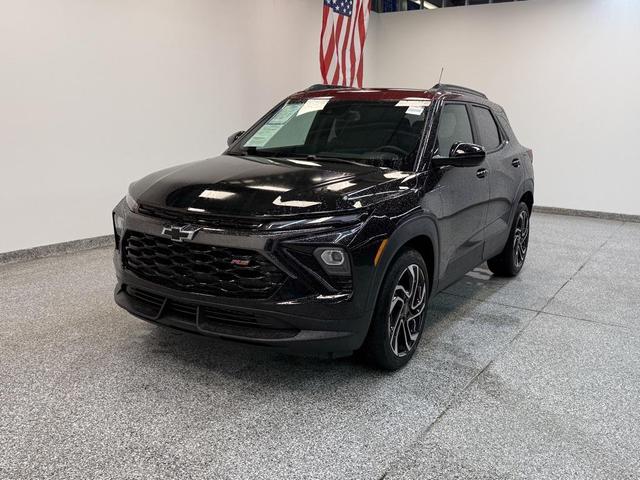 Photo of 2025 Mosaic Black Metallic Chevrolet Trailblazer