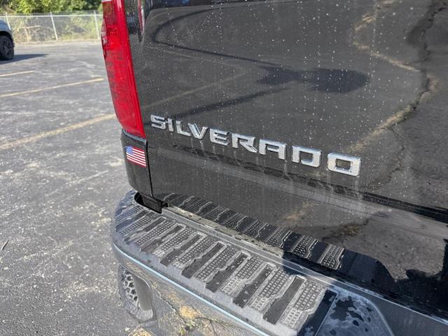 Photo of 2026 Black Chevrolet Silverado 1500