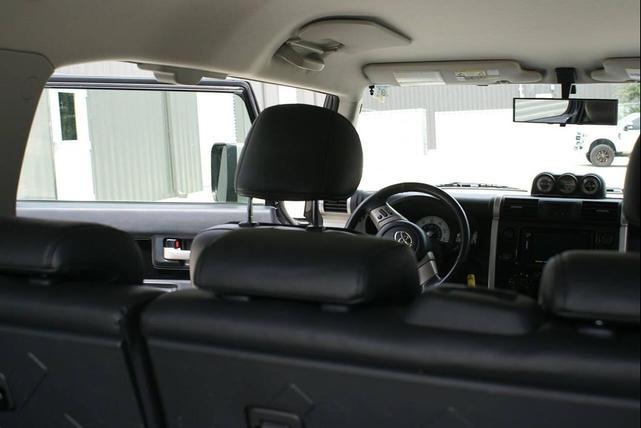 Photo of 2009 Black Toyota FJ Cruiser