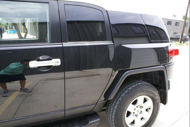 Photo of 2009 Black Toyota FJ Cruiser