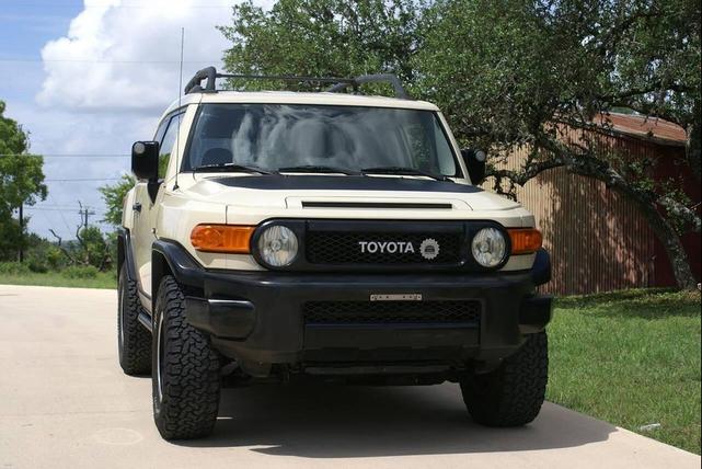 Photo of 2010 Sandstorm Toyota FJ Cruiser