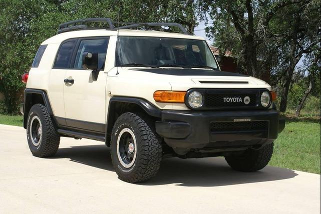 Photo of 2010 Sandstorm Toyota FJ Cruiser