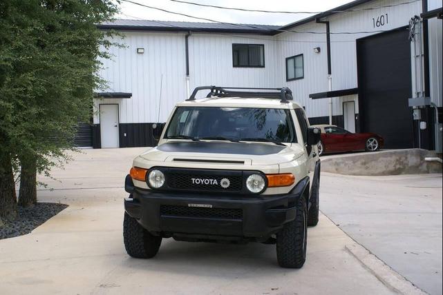 Photo of 2010 Sandstorm Toyota FJ Cruiser
