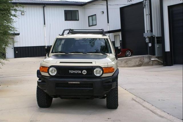 Photo of 2010 Sandstorm Toyota FJ Cruiser