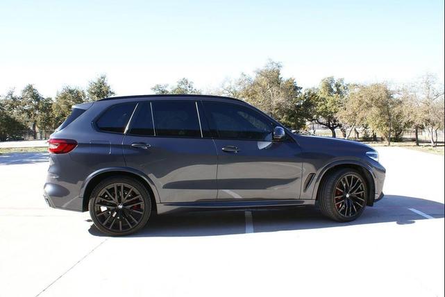 Photo of 2022 Gray BMW X5