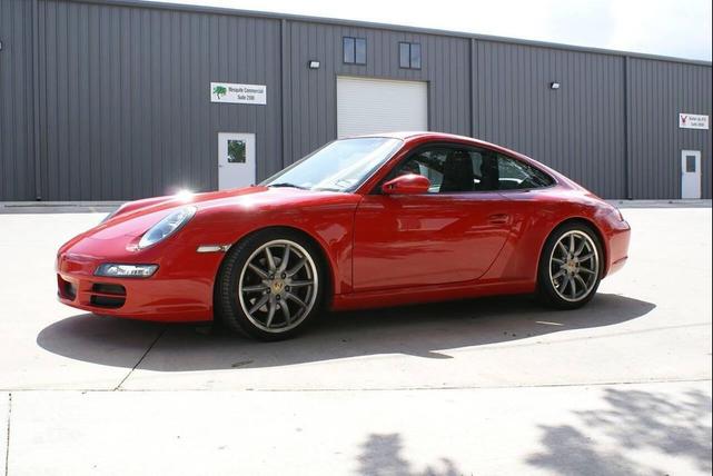 Photo of 2008 Guards Red Porsche 911