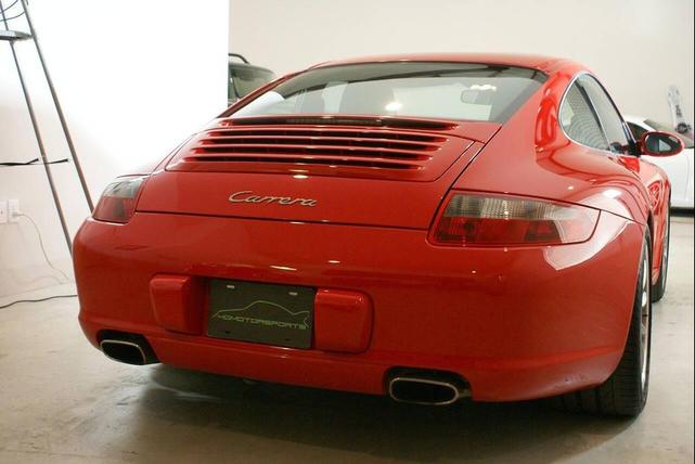 Photo of 2008 Guards Red Porsche 911