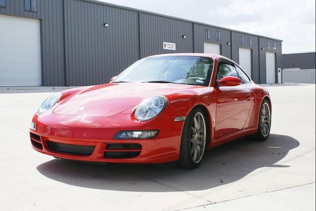 Photo of 2008 Guards Red Porsche 911