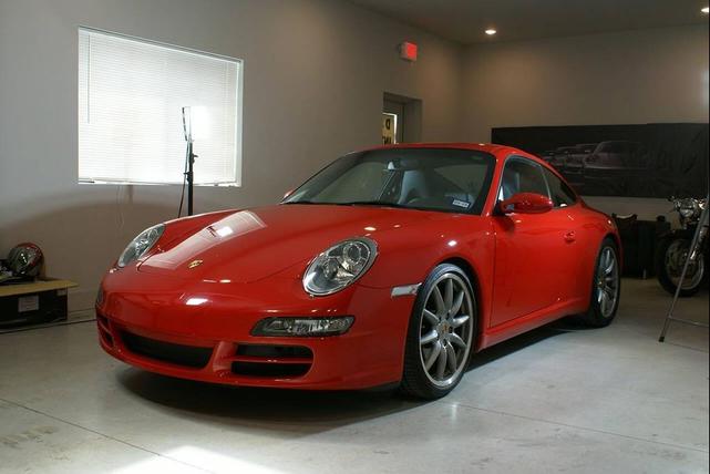 Photo of 2008 Guards Red Porsche 911