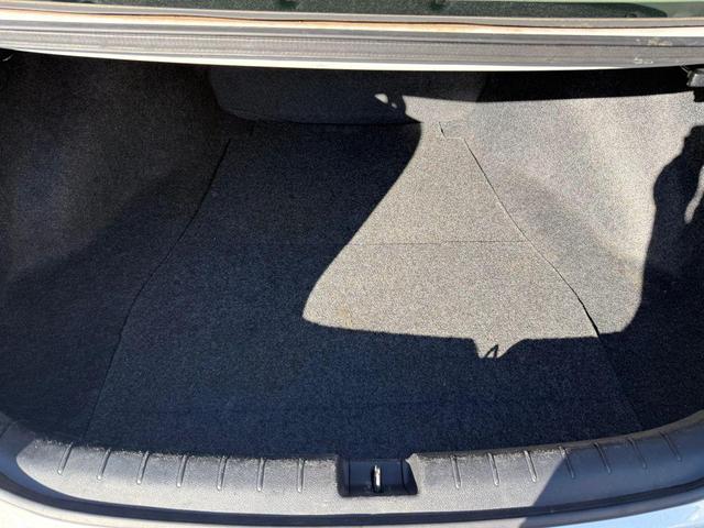 Photo of 2014 White Orchid Pearl Honda Accord