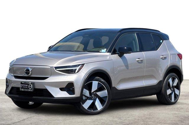 Photo of 2023 Bright Dusk Metallic Volvo XC40 Recharge Pure Electric