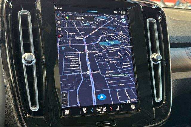 Photo of 2023 Bright Dusk Metallic Volvo XC40 Recharge Pure Electric