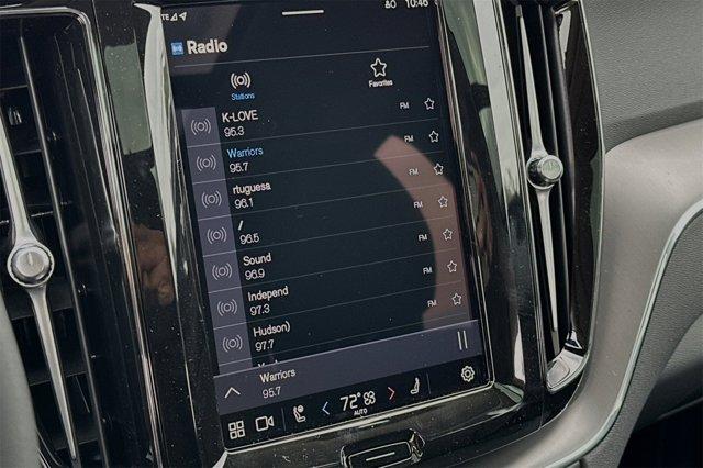 Photo of 2025 Bright Dusk Metallic Volvo XC60