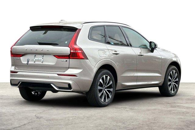 Photo of 2025 Bright Dusk Metallic Volvo XC60