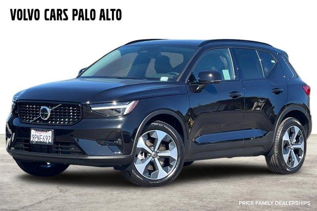 2025 Volvo XC40