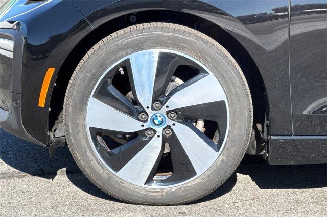 Photo of 2018 Fluid Black w/BMW i Frozen Blue Accent BMW i3