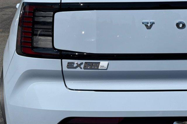 Photo of 2025 Cloud Volvo EX30
