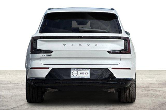 Photo of 2025 Crystal White Volvo EX90