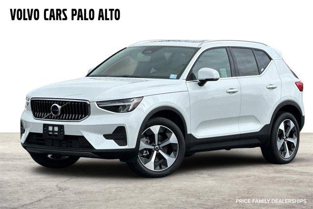 Photo of 2025  Volvo XC40