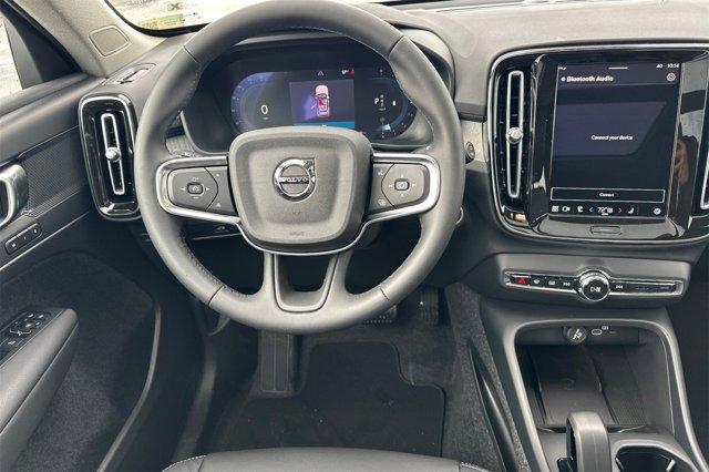 Photo of 2025  Volvo XC40
