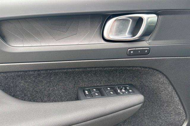 Photo of 2023 Thunder Volvo XC40 Recharge Pure Electric