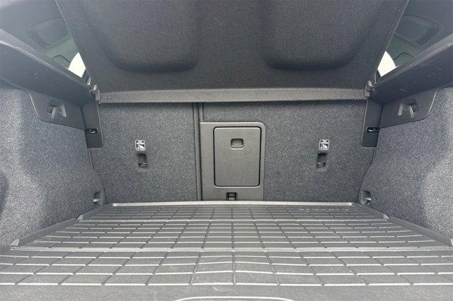 Photo of 2023 Thunder Volvo XC40 Recharge Pure Electric