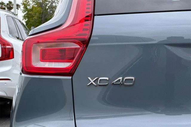 Photo of 2023 Thunder Volvo XC40 Recharge Pure Electric