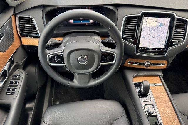 Photo of 2025 Vapour Gray Metallic Volvo XC90 Plug-In Hybrid