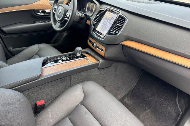Photo of 2025 Vapour Gray Metallic Volvo XC90 Plug-In Hybrid