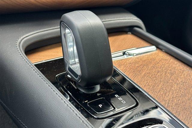 Photo of 2025 Vapour Gray Metallic Volvo XC90 Plug-In Hybrid
