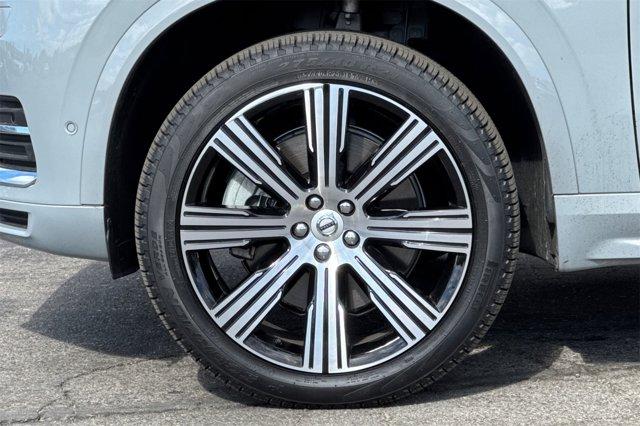 Photo of 2025 Vapour Gray Metallic Volvo XC90 Plug-In Hybrid