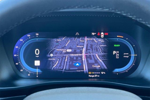 Photo of 2023 Crystal White Volvo XC40 Recharge Pure Electric