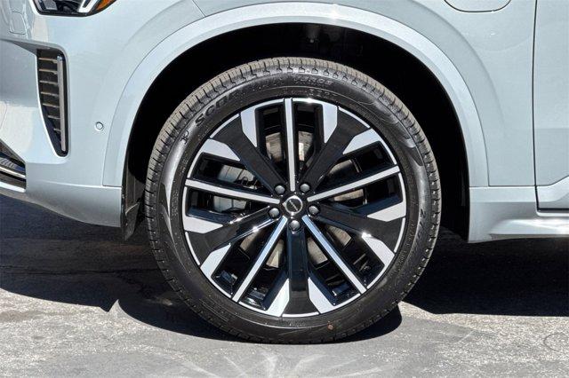 Photo of 2026 Gray Volvo XC90 Plug-In Hybrid