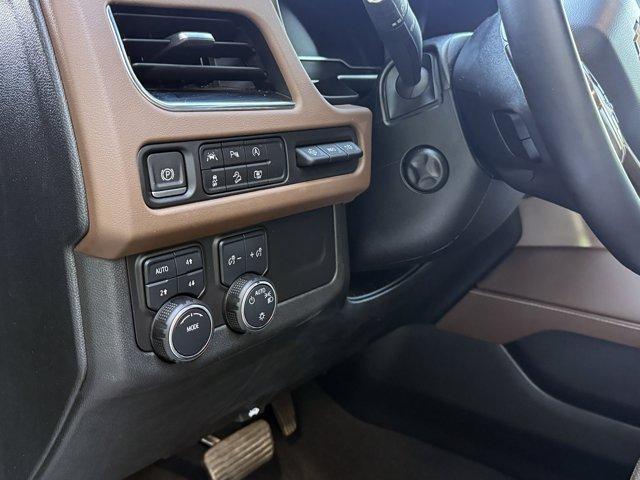 Photo of 2024 Black Chevrolet Suburban