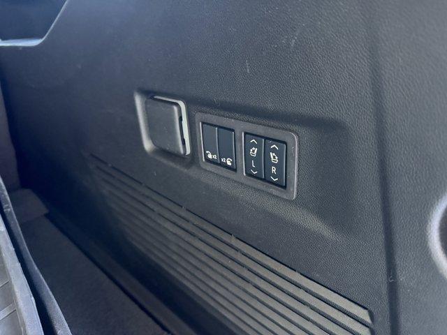 Photo of 2024 Black Chevrolet Suburban