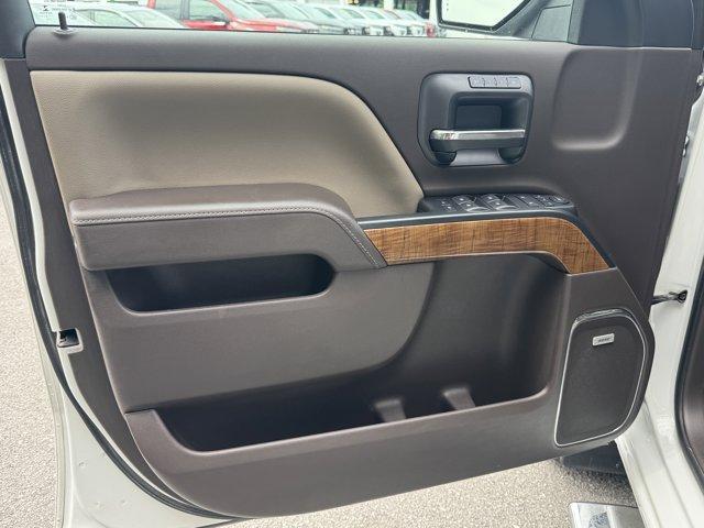 Photo of 2018 Summit White GMC Sierra 1500